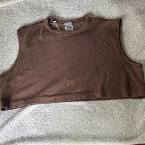 Gymshark - Brown - Sleeveless Crop Top size Medium